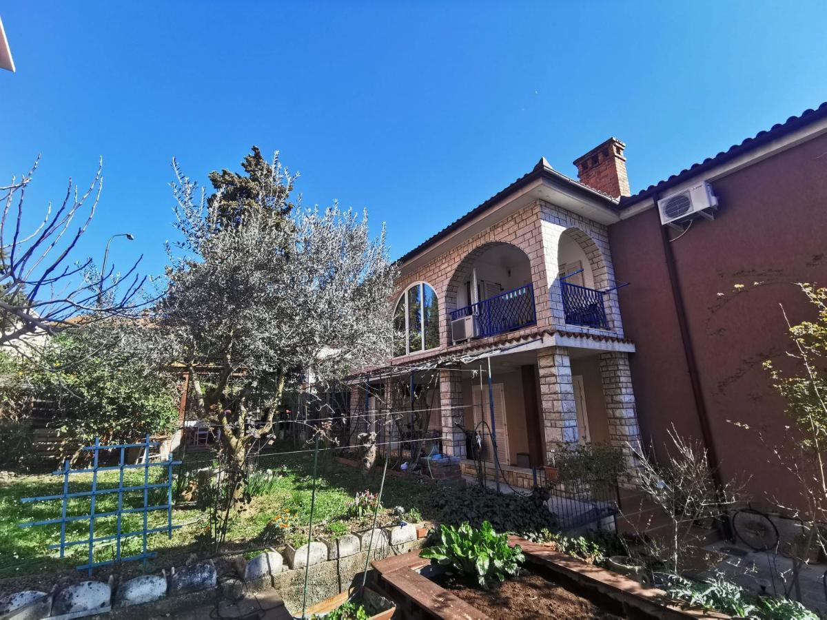 Pri Noni "Istracycle" Apartment Lucija Luaran gambar