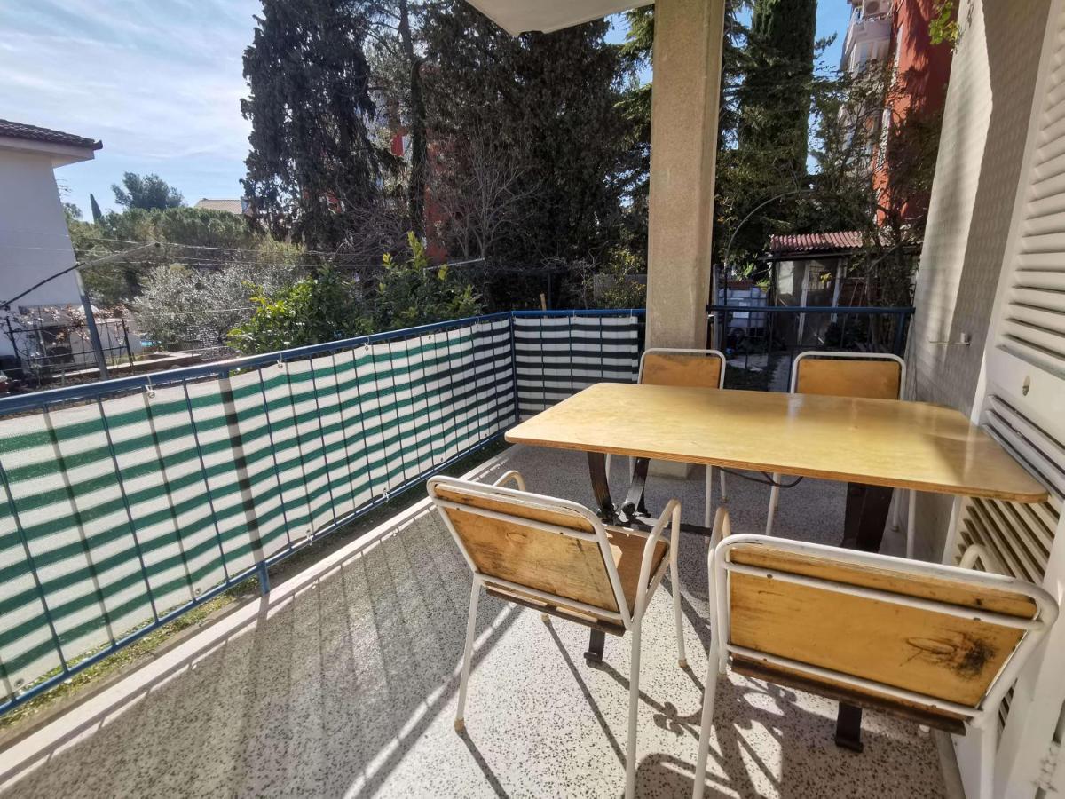 Pri Noni "Istracycle" Apartment Lucija Luaran gambar