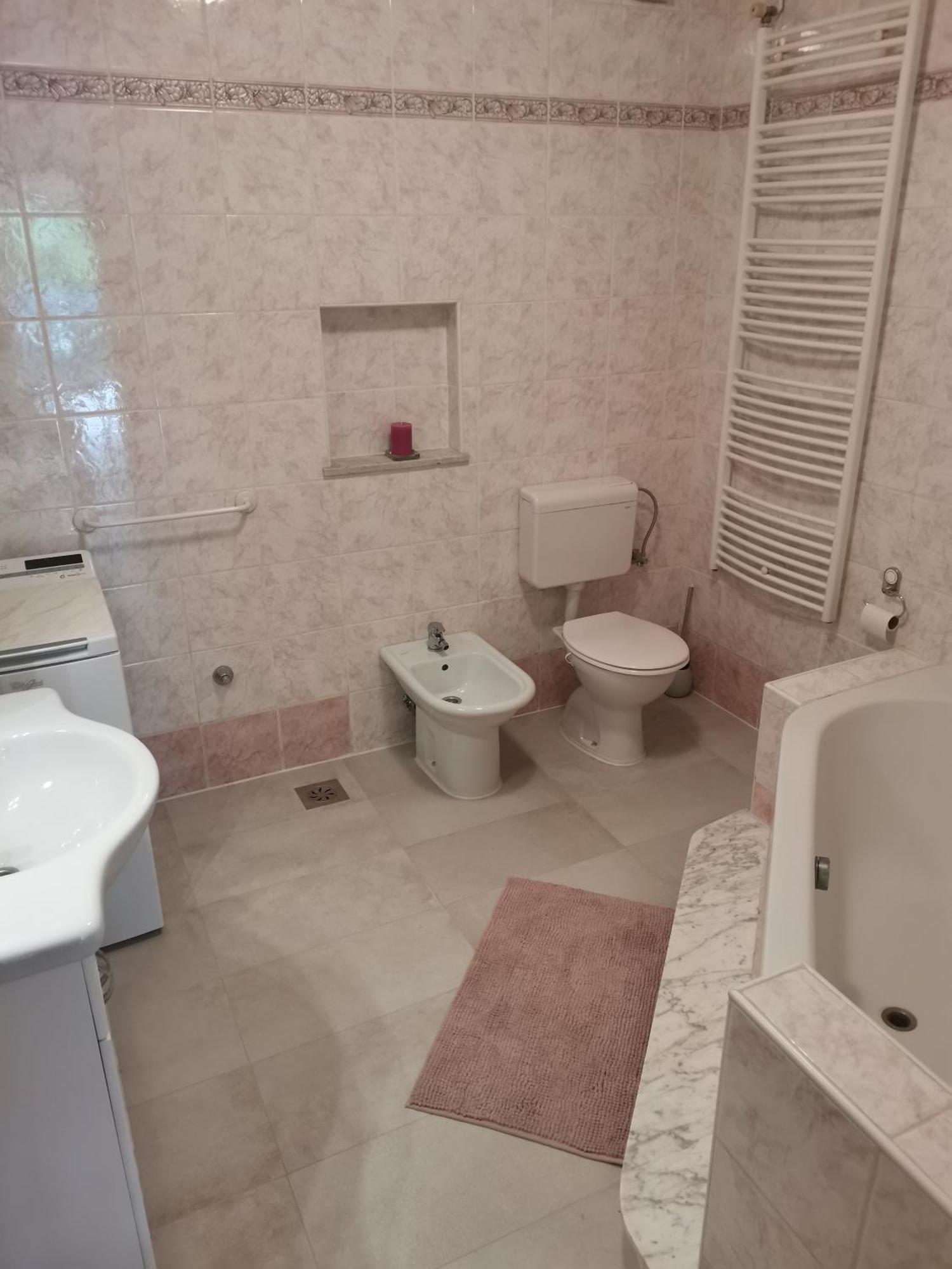 Pri Noni "Istracycle" Apartment Lucija Luaran gambar
