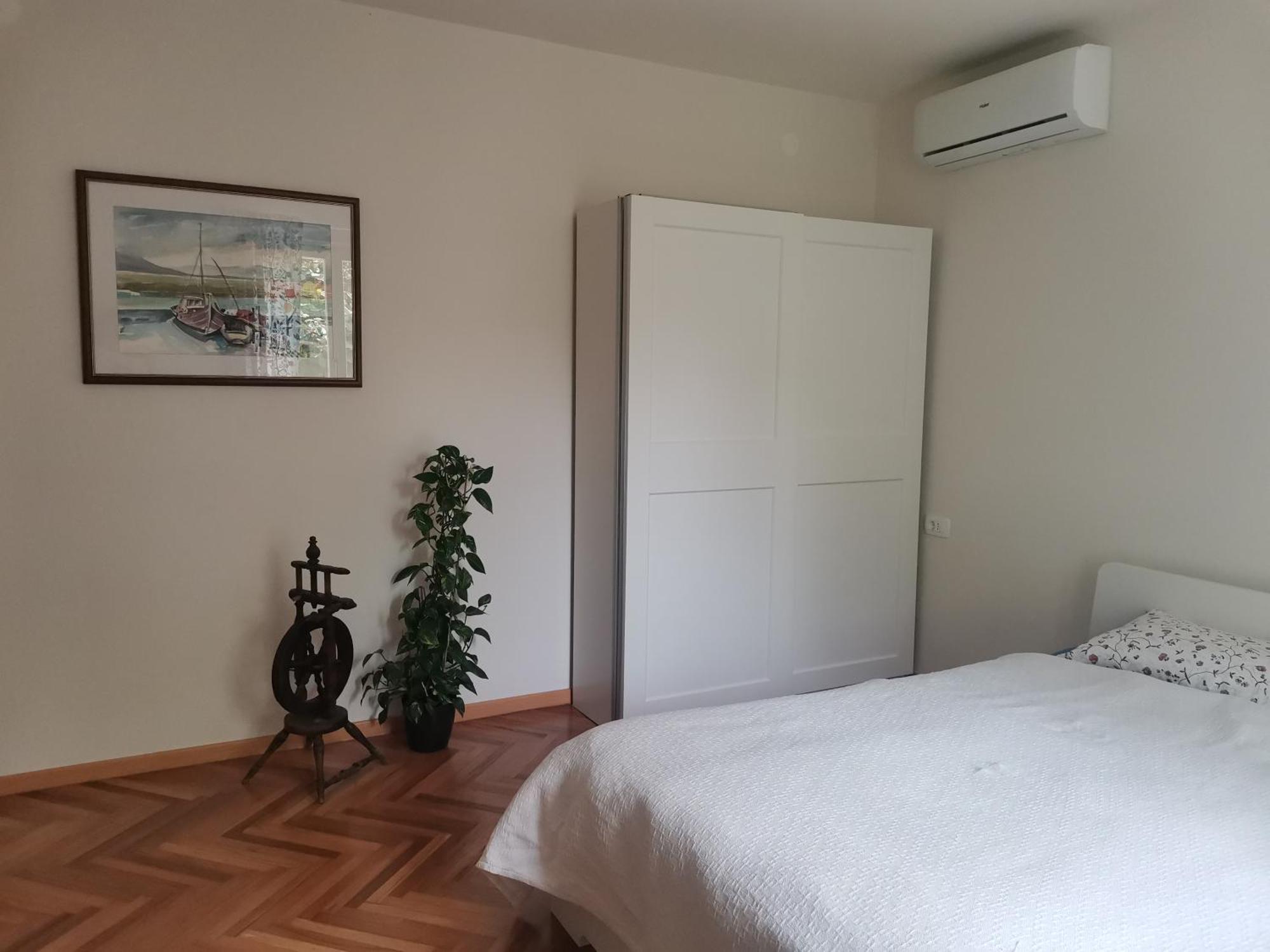 Pri Noni "Istracycle" Apartment Lucija Luaran gambar
