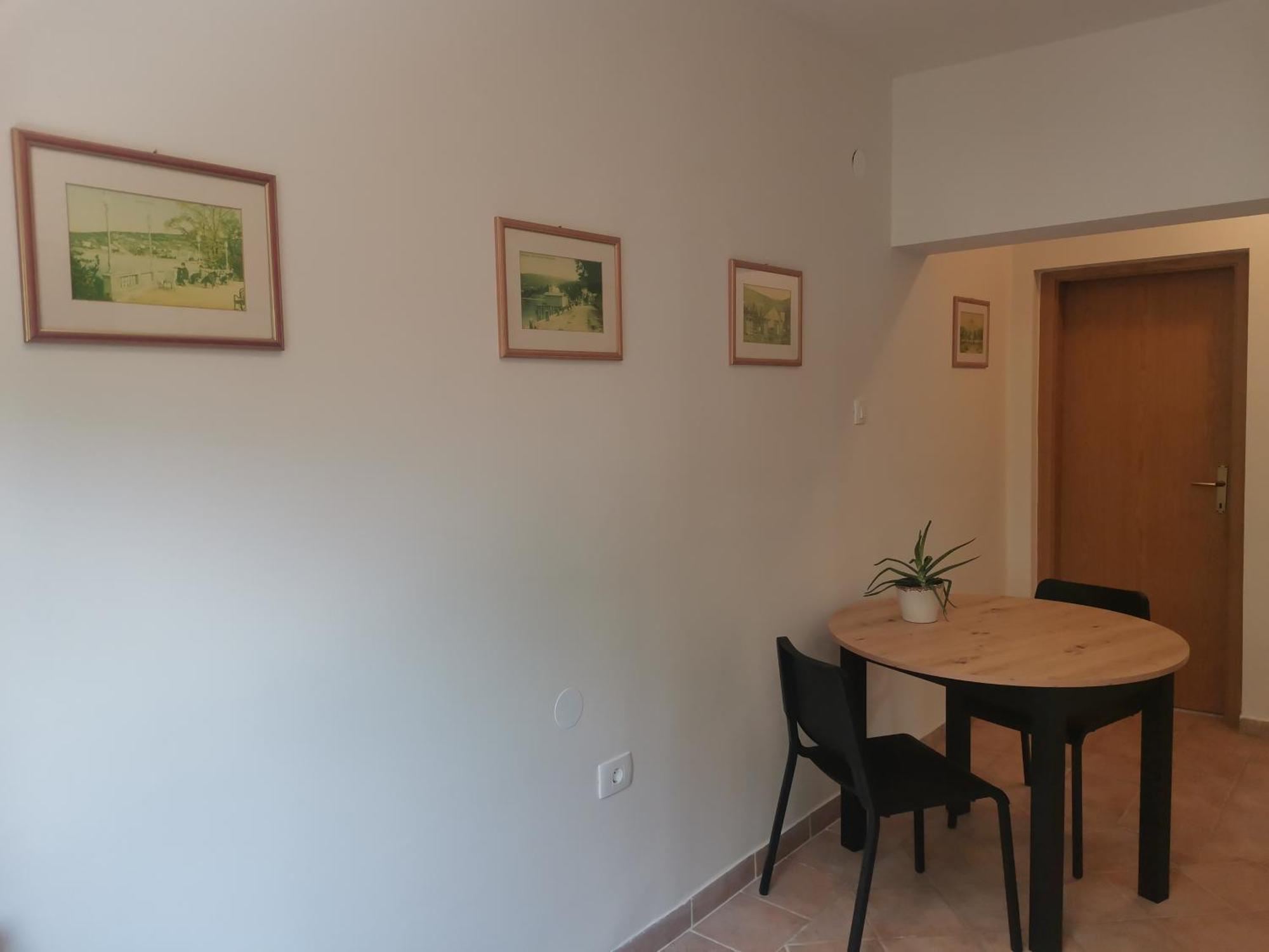 Pri Noni "Istracycle" Apartment Lucija Luaran gambar